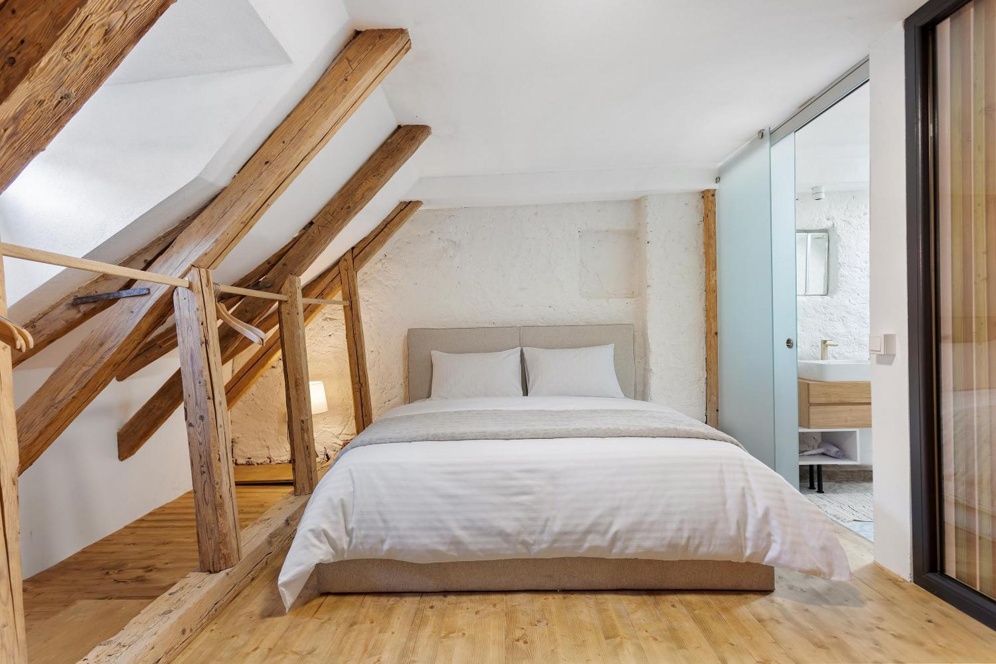 House 66 Aparthotel Braşov Eksteriør bilde