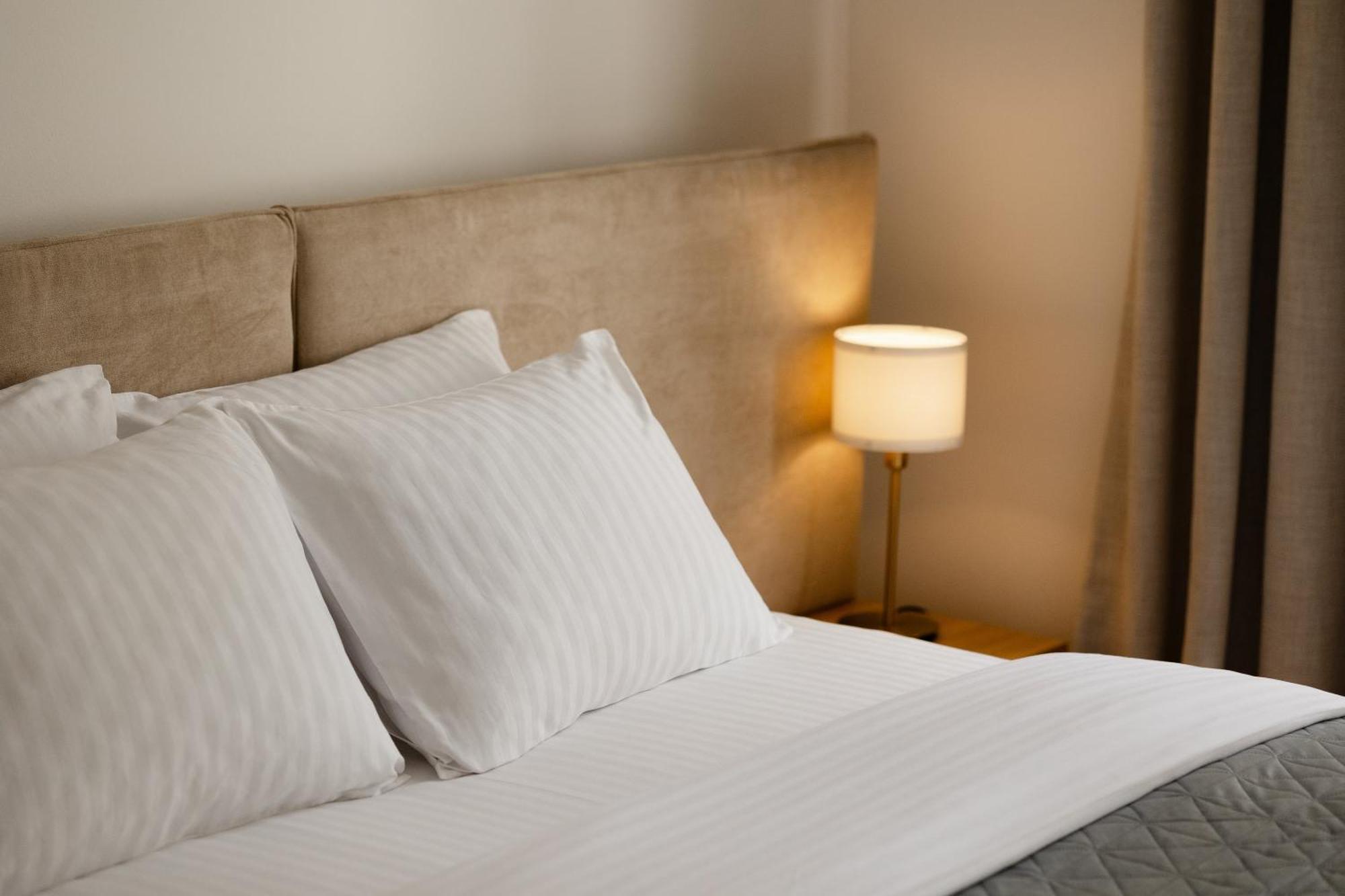 House 66 Aparthotel Braşov Eksteriør bilde