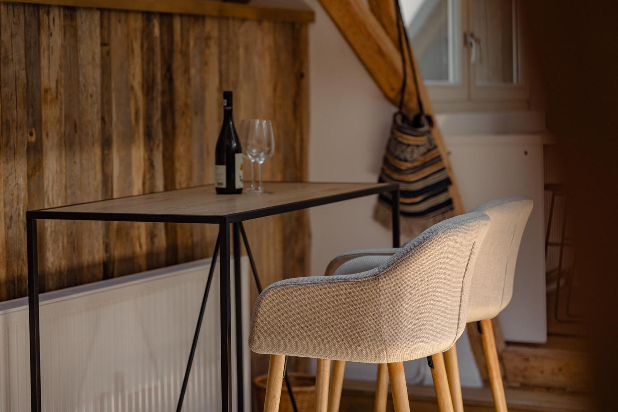 House 66 Aparthotel Braşov Eksteriør bilde